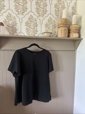 Classic Black Short Sleeve Tee